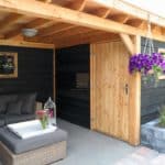 Ein Gartenhaus aus Holz mit einem Fundament ohne Beton – die perfekte Kombi für ein erfolgreiches DIY-Garten-Projekt